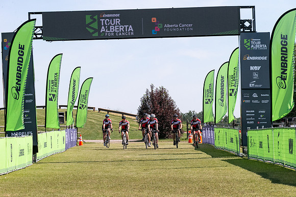 FL - TOUR ALBERTA FOR CANCER-135