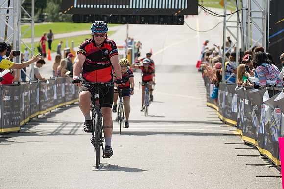 FINISH LINE CROSSING --3098