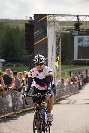 FINISH LINE CROSSING --3136