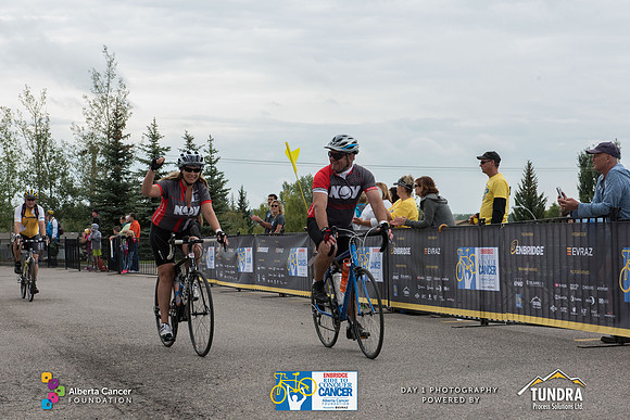 DAY 1- TheRideAB- h-8704