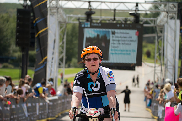 FINISH LINE CROSSING --2737