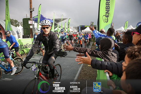 2-RIDERS LEAVING OC-1509
