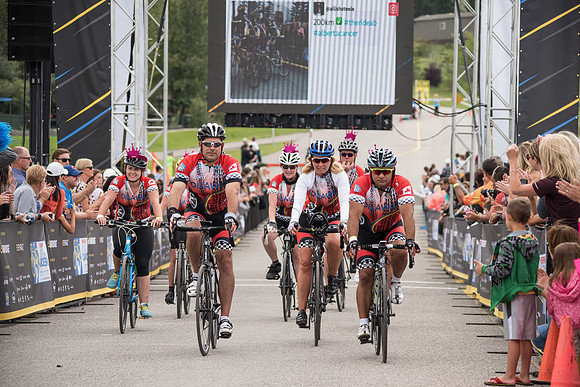 FINISH LINE CROSSING --2836