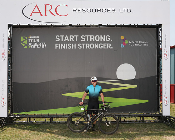 HERO WALL - POWERED BY ARC-877