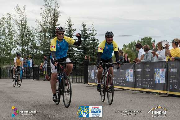 DAY 1- TheRideAB- h-8700