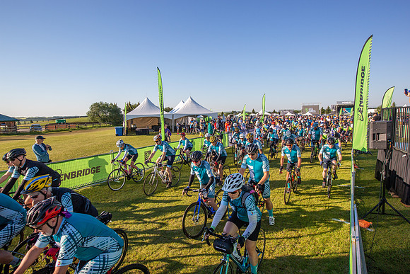 CAMP - RIDERS LEAVING-72