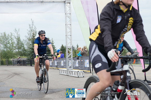 DAY 1- TheRideAB- h-8120