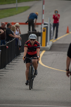 FINISH LINE CROSSING --4771