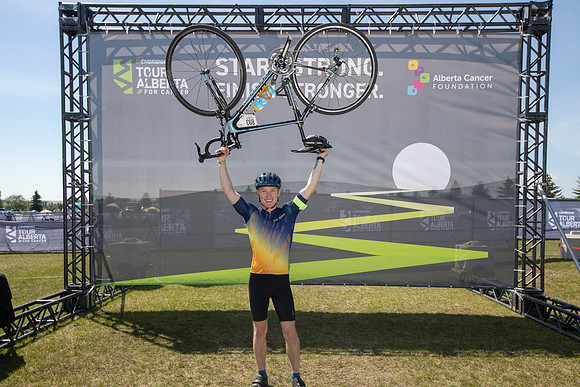 HW - TOUR ALBERTA FOR CANCER-931