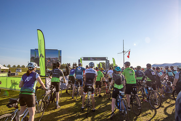 CAMP - RIDERS LEAVING-129