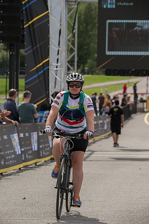 FINISH LINE CROSSING --4221