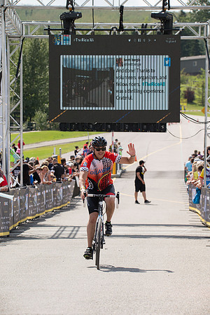 FINISH LINE CROSSING --2474