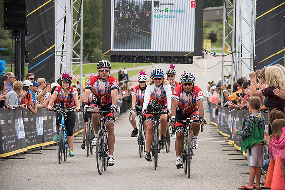 FINISH LINE CROSSING --2836