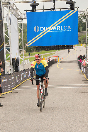 FINISH LINE CROSSING --9893