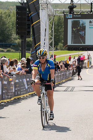 FINISH LINE CROSSING --2491