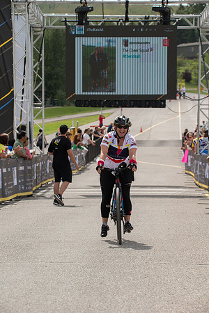 FINISH LINE CROSSING --4346