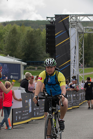FINISH LINE CROSSING --4404