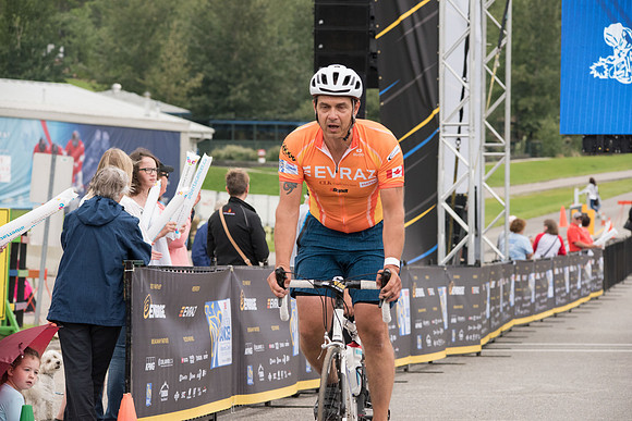FINISH LINE CROSSING --1244