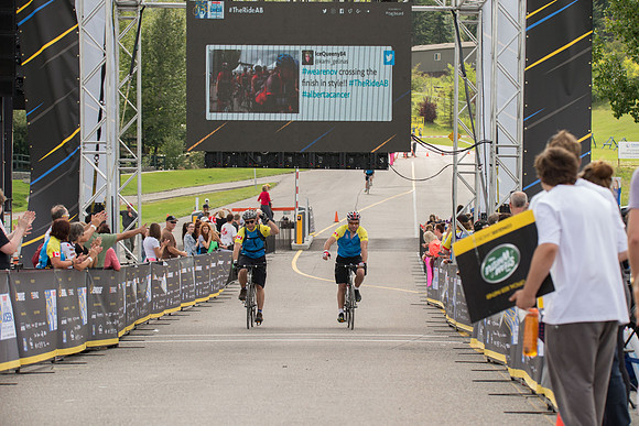 FINISH LINE CROSSING --4453