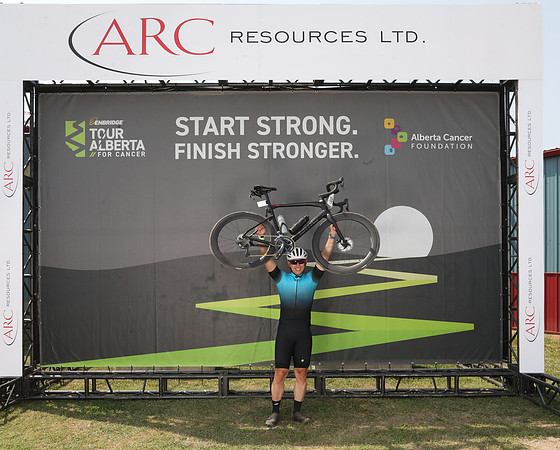 HERO WALL - POWERED BY ARC-882