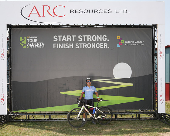 HERO WALL - POWERED BY ARC-884