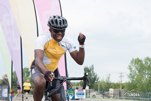 DAY 1- TheRideAB- h-7974