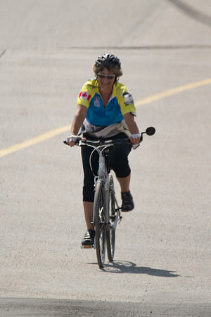 FINISH LINE CROSSING --2801
