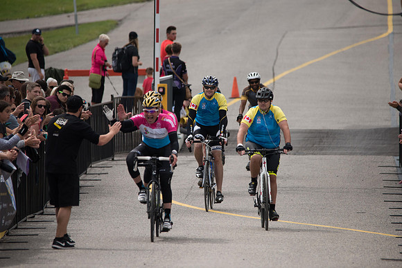 FINISH LINE CROSSING --2713