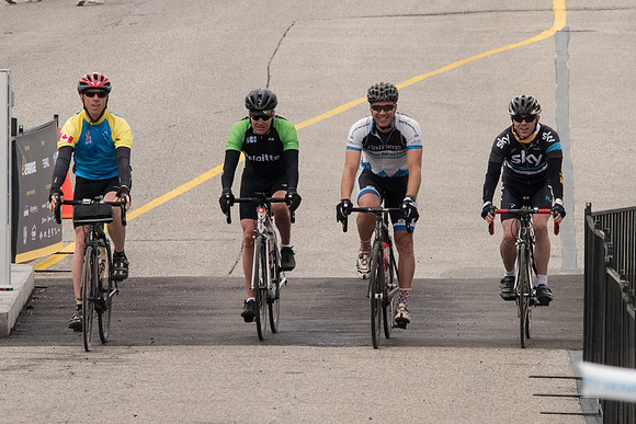 FINISH LINE CROSSING --1121