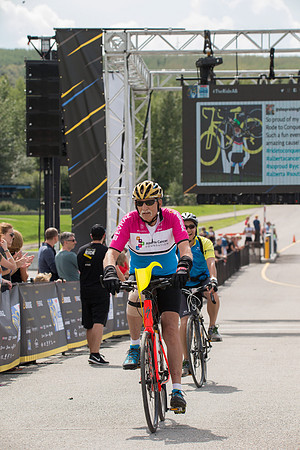 FINISH LINE CROSSING --3675
