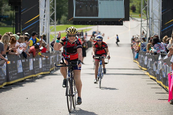 FINISH LINE CROSSING --3103
