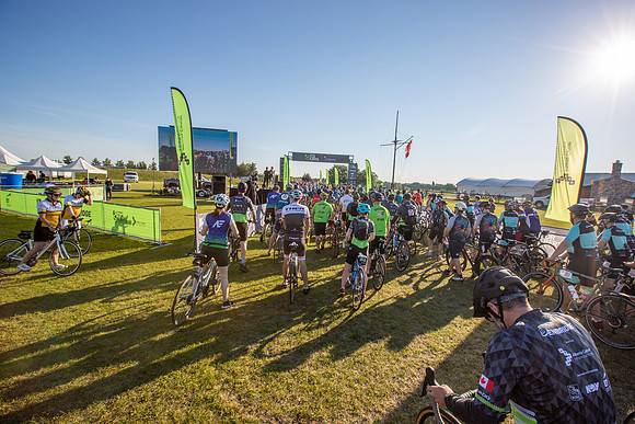 CAMP - RIDERS LEAVING-131