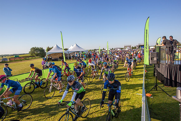 CAMP - RIDERS LEAVING-89