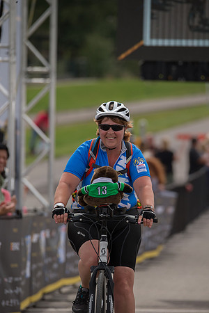 FINISH LINE CROSSING --4758