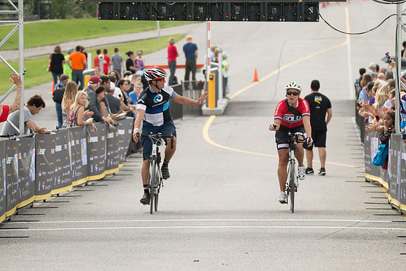 FINISH LINE CROSSING --3154