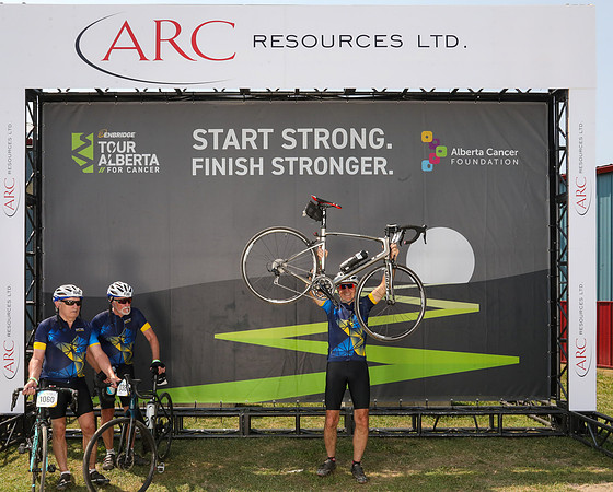 HERO WALL - POWERED BY ARC-942