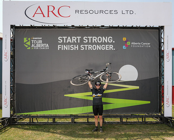 HERO WALL - POWERED BY ARC-844