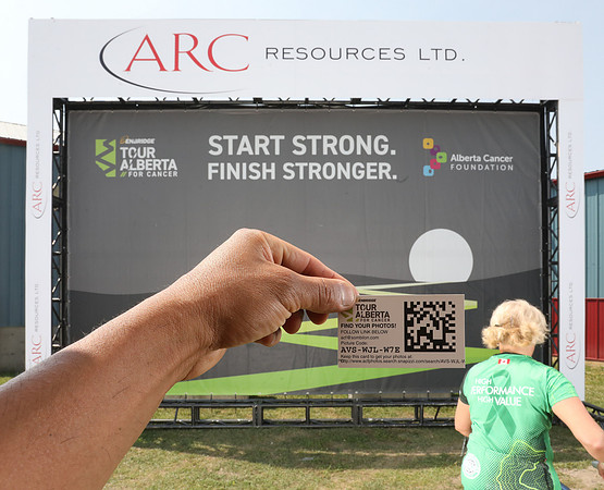 HERO WALL - POWERED BY ARC-736