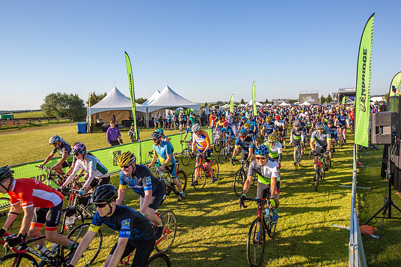 CAMP - RIDERS LEAVING-86
