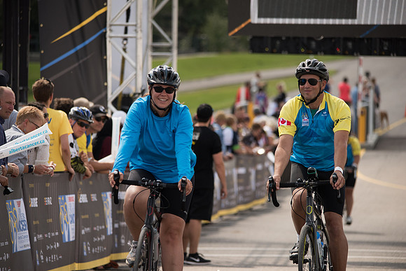 FINISH LINE CROSSING --3412