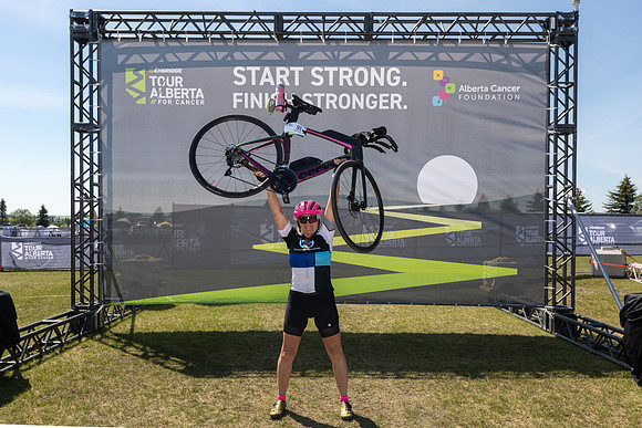 HW - TOUR ALBERTA FOR CANCER-953