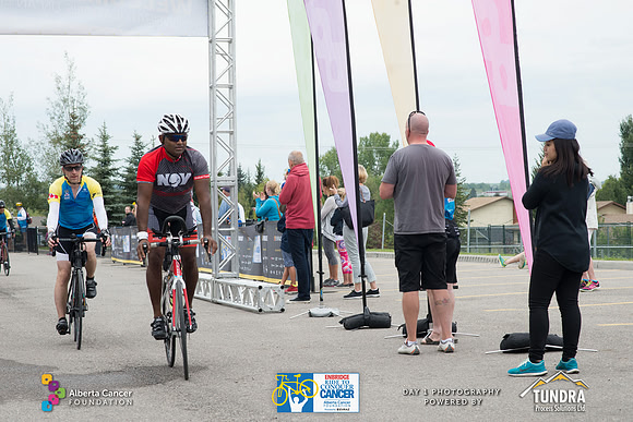 DAY 1- TheRideAB- h-8400