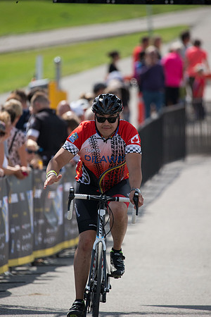 FINISH LINE CROSSING --2470
