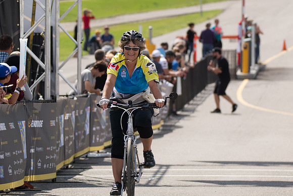 FINISH LINE CROSSING --2819