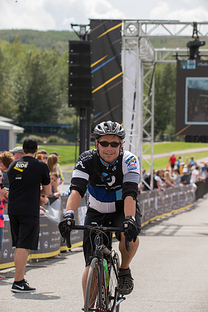 FINISH LINE CROSSING --3710