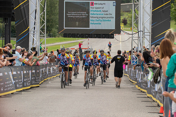 FINISH LINE CROSSING --4547
