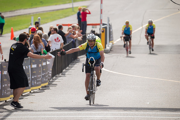 FINISH LINE CROSSING --4606