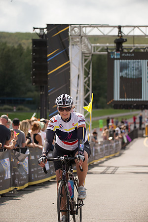 FINISH LINE CROSSING --3135
