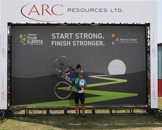 HERO WALL - POWERED BY ARC-908