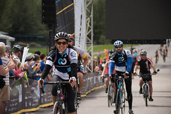 FINISH LINE CROSSING --2626